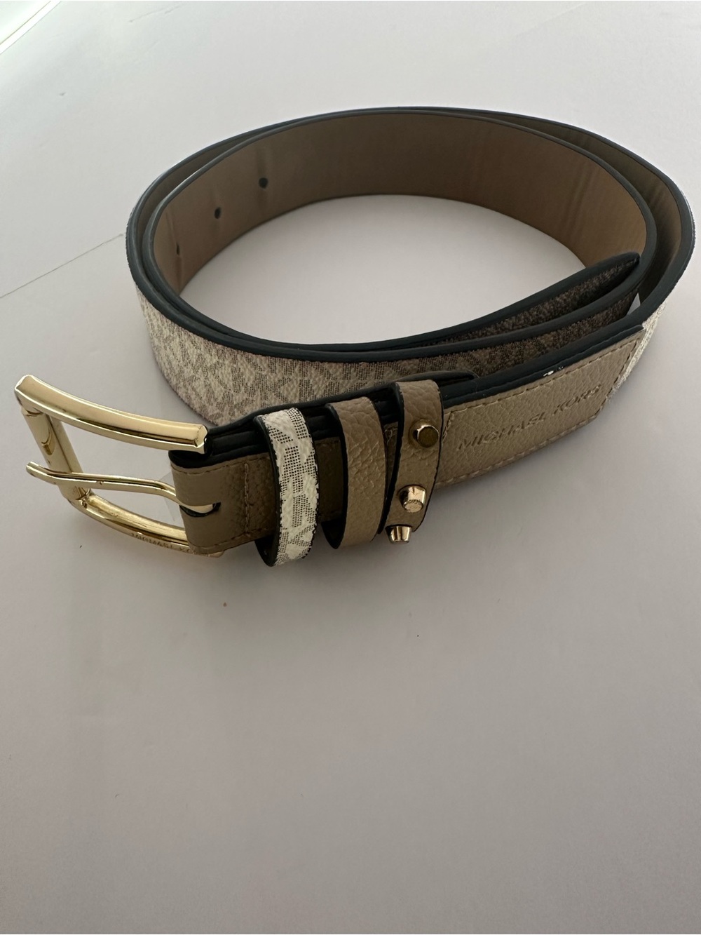 Michael Kors Vanilla MK Logo Belt Gold Buckle Women’s  Size Medium